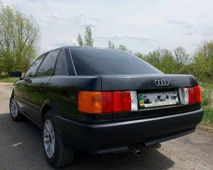 Черный Ауди 80, объемом двигателя 1.8 л и пробегом 320 тыс. км за 2500 $, фото 7 на Automoto.ua