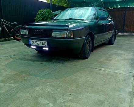 Черный Ауди 80, объемом двигателя 1.8 л и пробегом 280 тыс. км за 2800 $, фото 1 на Automoto.ua