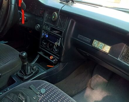 Черный Ауди 80, объемом двигателя 1.8 л и пробегом 280 тыс. км за 2800 $, фото 6 на Automoto.ua