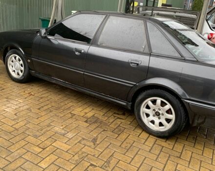 Черный Ауди 80, объемом двигателя 2.8 л и пробегом 400 тыс. км за 2350 $, фото 1 на Automoto.ua