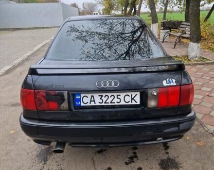 Черный Ауди 80, объемом двигателя 2.3 л и пробегом 230 тыс. км за 2200 $, фото 1 на Automoto.ua