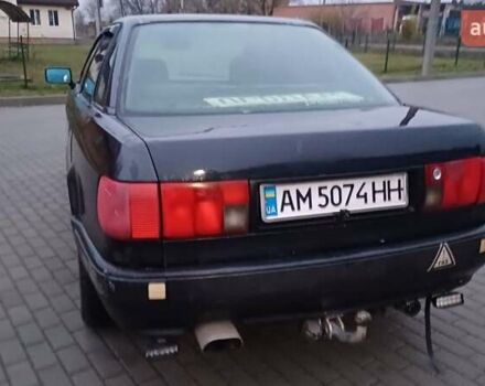 Черный Ауди 80, объемом двигателя 2 л и пробегом 240 тыс. км за 2200 $, фото 1 на Automoto.ua