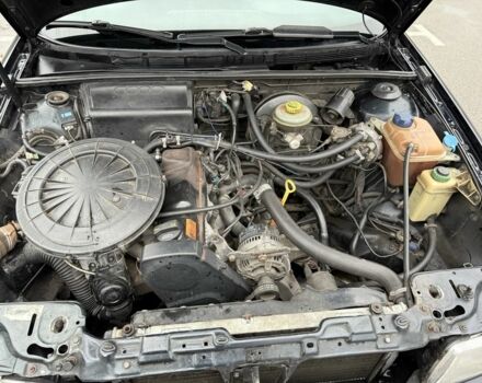 Черный Ауди 80, объемом двигателя 2 л и пробегом 320 тыс. км за 2600 $, фото 8 на Automoto.ua