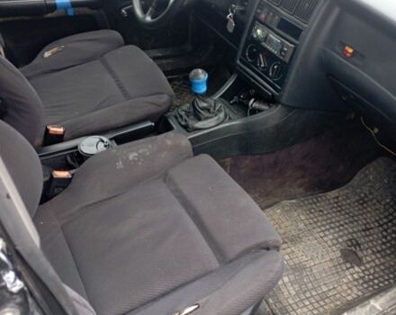 Черный Ауди 80, объемом двигателя 1.9 л и пробегом 400 тыс. км за 472 $, фото 3 на Automoto.ua