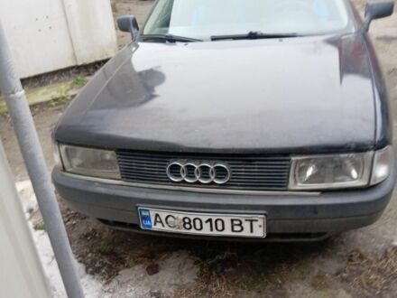 Черный Ауди 80, объемом двигателя 1.8 л и пробегом 400 тыс. км за 1400 $, фото 1 на Automoto.ua