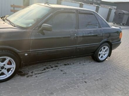 Ауді 80 1988 у Бережанах на Automoto.ua Чорний Ауді 80, об'ємом двигуна 1.8 л та пробігом 240 тис. км за 1950 $, фото 1 на Automoto.ua
