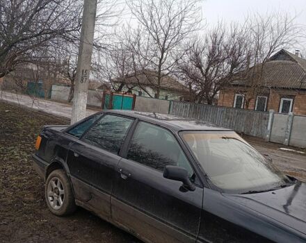 Черный Ауди 80, объемом двигателя 1.9 л и пробегом 60 тыс. км за 677 $, фото 1 на Automoto.ua