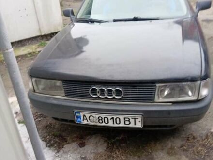 Черный Ауди 80, объемом двигателя 1.85 л и пробегом 400 тыс. км за 1400 $, фото 1 на Automoto.ua