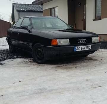 Черный Ауди 80, объемом двигателя 1.57 л и пробегом 165 тыс. км за 1600 $, фото 1 на Automoto.ua