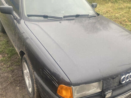 Черный Ауди 80, объемом двигателя 1.78 л и пробегом 123 тыс. км за 1800 $, фото 1 на Automoto.ua