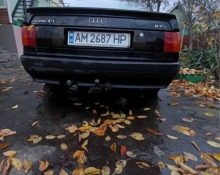 Черный Ауди 80, объемом двигателя 1.8 л и пробегом 400 тыс. км за 1000 $, фото 1 на Automoto.ua