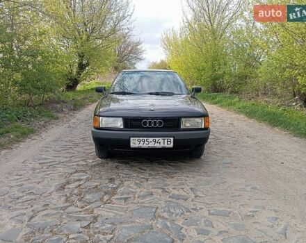 Черный Ауди 80, объемом двигателя 1.8 л и пробегом 225 тыс. км за 1850 $, фото 1 на Automoto.ua