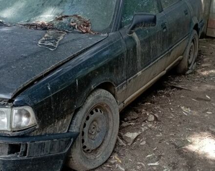 Черный Ауди 80, объемом двигателя 0 л и пробегом 450 тыс. км за 400 $, фото 1 на Automoto.ua