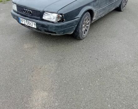 Черный Ауди 80, объемом двигателя 1.9 л и пробегом 400 тыс. км за 472 $, фото 1 на Automoto.ua