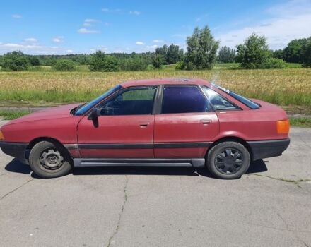 Красный Ауди 80, объемом двигателя 1.8 л и пробегом 255 тыс. км за 700 $, фото 1 на Automoto.ua