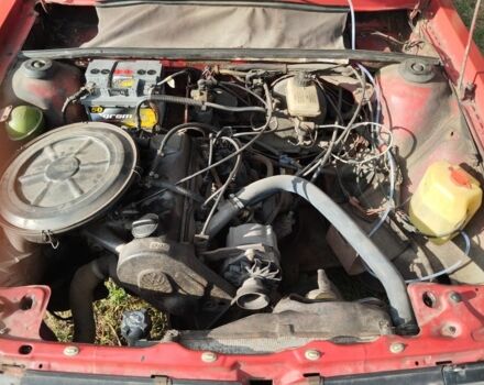 Красный Ауди 80, объемом двигателя 1.6 л и пробегом 200 тыс. км за 719 $, фото 7 на Automoto.ua