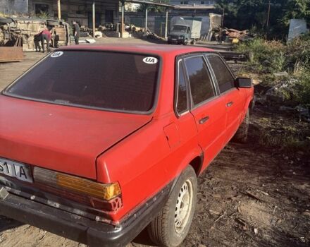 Красный Ауди 80, объемом двигателя 1.6 л и пробегом 333 тыс. км за 499 $, фото 1 на Automoto.ua