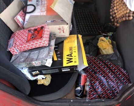 Червоний Ауді 80, об'ємом двигуна 1.6 л та пробігом 140 тис. км за 700 $, фото 6 на Automoto.ua