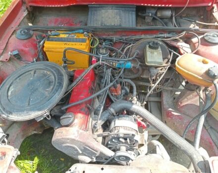 Красный Ауди 80, объемом двигателя 1.6 л и пробегом 1000 тыс. км за 500 $, фото 4 на Automoto.ua