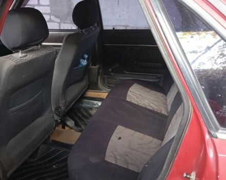 Красный Ауди 80, объемом двигателя 1.8 л и пробегом 280 тыс. км за 1432 $, фото 3 на Automoto.ua