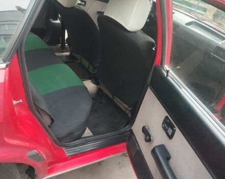 Красный Ауди 80, объемом двигателя 1 л и пробегом 700 тыс. км за 989 $, фото 7 на Automoto.ua