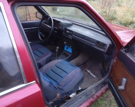 Красный Ауди 80, объемом двигателя 0 л и пробегом 300 тыс. км за 598 $, фото 4 на Automoto.ua