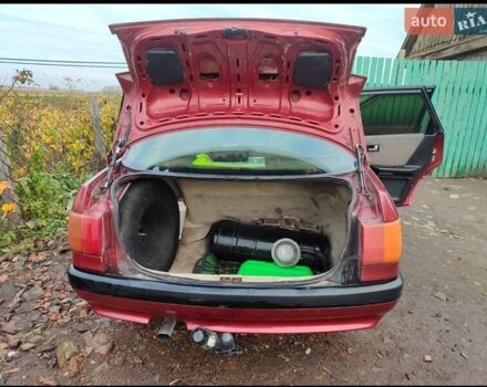 Красный Ауди 80, объемом двигателя 1.8 л и пробегом 280 тыс. км за 1600 $, фото 4 на Automoto.ua