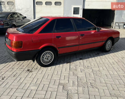 Красный Ауди 80, объемом двигателя 1.59 л и пробегом 300 тыс. км за 1890 $, фото 2 на Automoto.ua