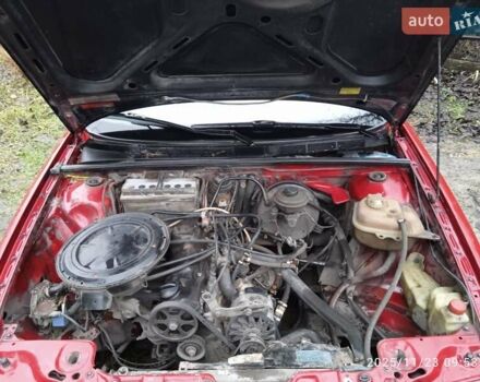 Красный Ауди 80, объемом двигателя 1.8 л и пробегом 350 тыс. км за 1000 $, фото 6 на Automoto.ua