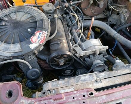 Червоний Ауді 80, об'ємом двигуна 1.8 л та пробігом 111 тис. км за 1200 $, фото 6 на Automoto.ua