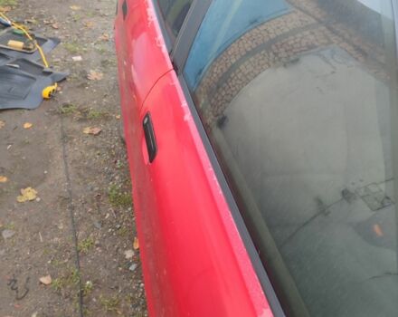 Червоний Ауді 80, об'ємом двигуна 1.8 л та пробігом 350 тис. км за 1250 $, фото 2 на Automoto.ua