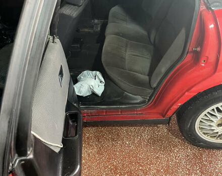 Красный Ауди 80, объемом двигателя 1.59 л и пробегом 300 тыс. км за 1890 $, фото 6 на Automoto.ua