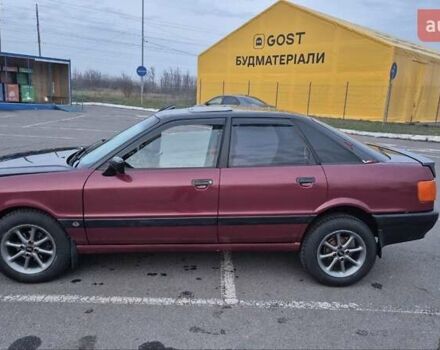 Красный Ауди 80, объемом двигателя 1.8 л и пробегом 185 тыс. км за 3100 $, фото 1 на Automoto.ua