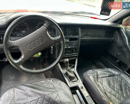 Красный Ауди 80, объемом двигателя 0 л и пробегом 250 тыс. км за 1950 $, фото 7 на Automoto.ua