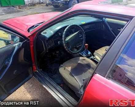 Красный Ауди 80, объемом двигателя 1.8 л и пробегом 0 тыс. км за 850 $, фото 3 на Automoto.ua