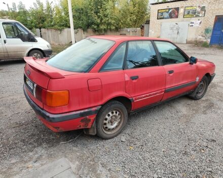 Красный Ауди 80, объемом двигателя 1.6 л и пробегом 300 тыс. км за 601 $, фото 5 на Automoto.ua