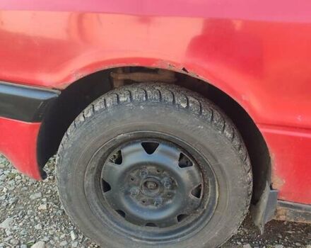 Красный Ауди 80, объемом двигателя 1.8 л и пробегом 350 тыс. км за 1250 $, фото 3 на Automoto.ua