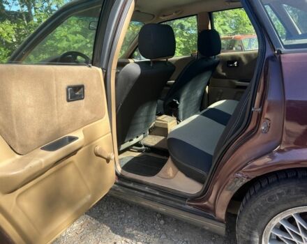 Красный Ауди 80, объемом двигателя 1.8 л и пробегом 450 тыс. км за 2000 $, фото 8 на Automoto.ua