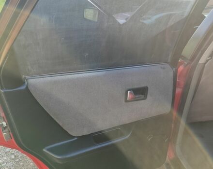 Червоний Ауді 80, об'ємом двигуна 1.8 л та пробігом 350 тис. км за 1250 $, фото 22 на Automoto.ua