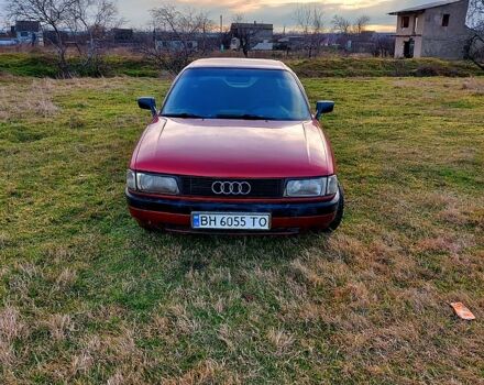 Красный Ауди 80, объемом двигателя 1.8 л и пробегом 300 тыс. км за 1750 $, фото 4 на Automoto.ua