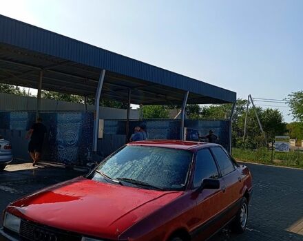 Красный Ауди 80, объемом двигателя 1.6 л и пробегом 50 тыс. км за 1300 $, фото 5 на Automoto.ua