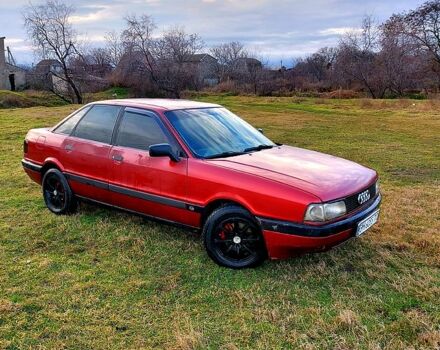 Красный Ауди 80, объемом двигателя 1.8 л и пробегом 300 тыс. км за 1750 $, фото 1 на Automoto.ua