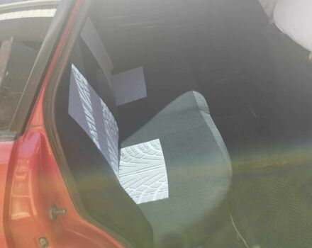 Красный Ауди 80, объемом двигателя 1.8 л и пробегом 250 тыс. км за 2500 $, фото 4 на Automoto.ua