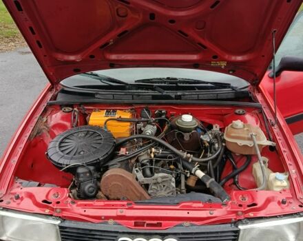 Червоний Ауді 80, об'ємом двигуна 1.8 л та пробігом 1 тис. км за 2450 $, фото 6 на Automoto.ua