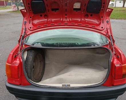 Червоний Ауді 80, об'ємом двигуна 1.8 л та пробігом 1 тис. км за 2450 $, фото 1 на Automoto.ua