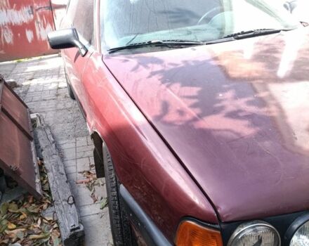 Красный Ауди 80, объемом двигателя 1.8 л и пробегом 317 тыс. км за 1350 $, фото 3 на Automoto.ua