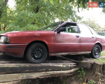 Красный Ауди 80, объемом двигателя 1.6 л и пробегом 400 тыс. км за 799 $, фото 1 на Automoto.ua