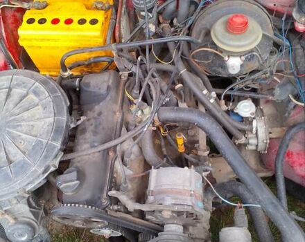 Красный Ауди 80, объемом двигателя 1.8 л и пробегом 318 тыс. км за 1650 $, фото 36 на Automoto.ua