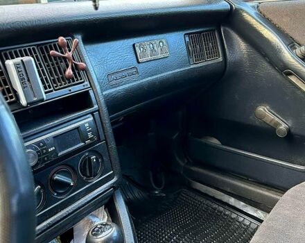 Ауди 80 1989 в Чернигове на Automoto.ua Красный Ауди 80, объемом двигателя 1.8 л и пробегом 200 тыс. км за 2800 $, фото 11 на Automoto.ua