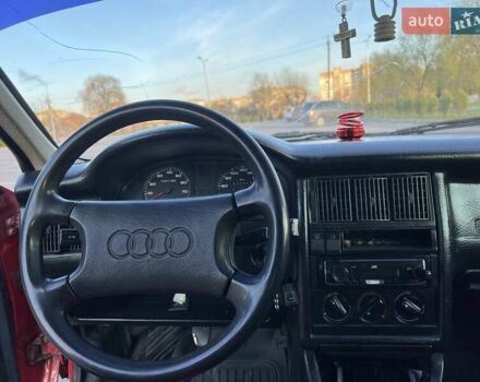 Красный Ауди 80, объемом двигателя 1.8 л и пробегом 410 тыс. км за 1500 $, фото 12 на Automoto.ua